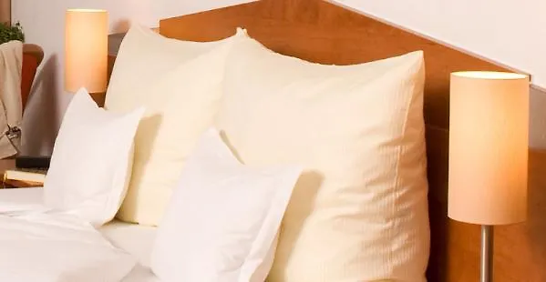 *** Guest house Ihr Hotel Garni Koln Germany